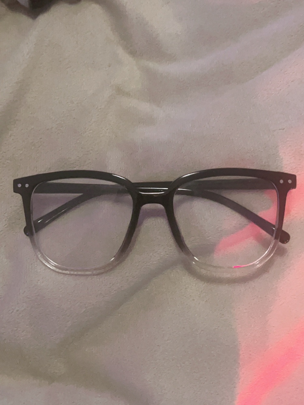 Unisexfull Black to clear ombré frame glasses gradient crystal finish